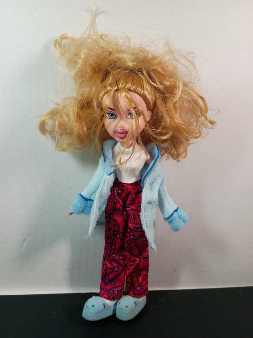 Bratz Doll Cloe Sleep-over / Sleepin’ style MGA Rare Vintage Y2K